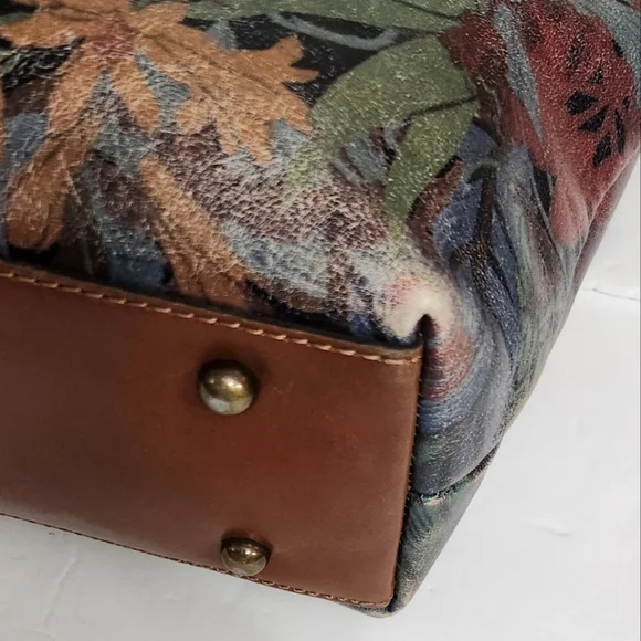 Patricia Nash Leather Shoulder Bag - Picture 7 of 14